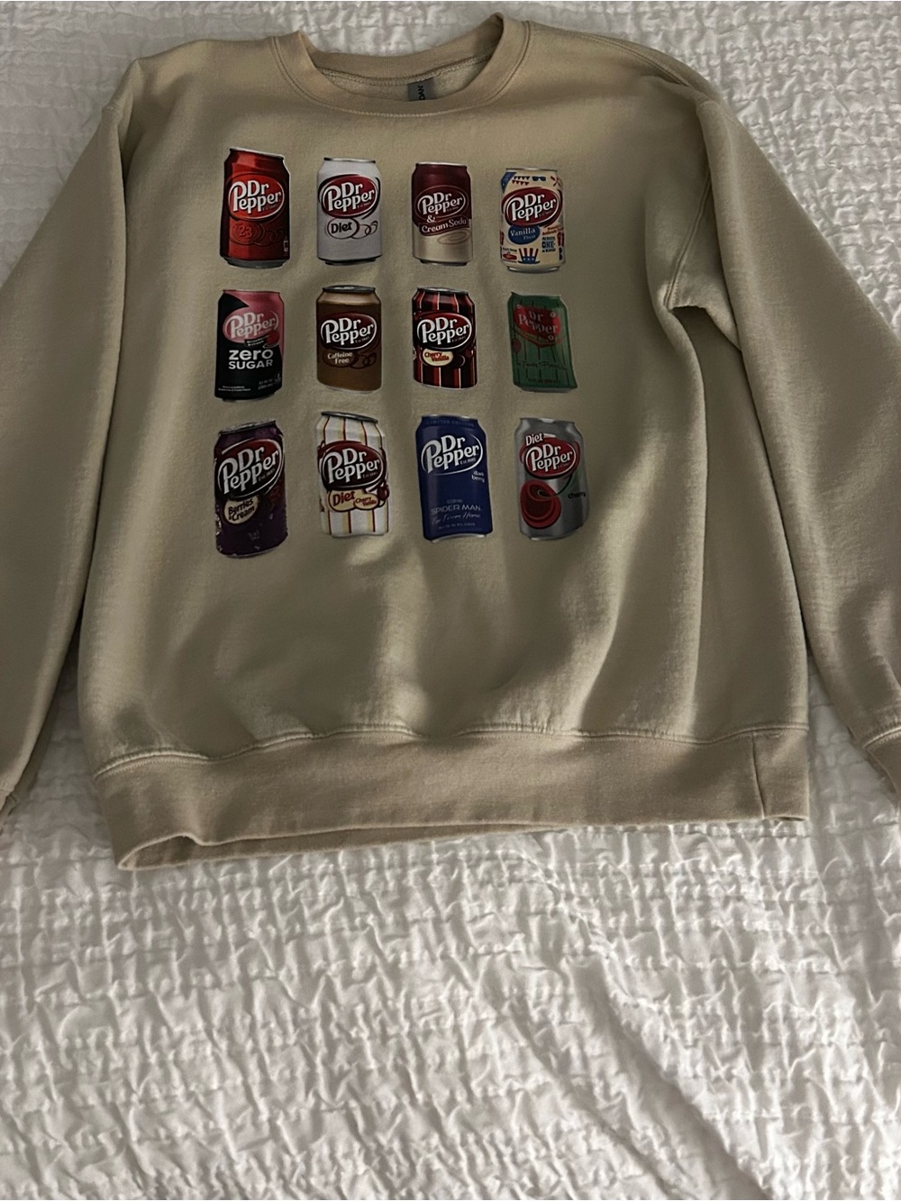 Gildan Beige V‑Neck Sweatshirt with Multicolor Dr. Pepper Soda Can Print